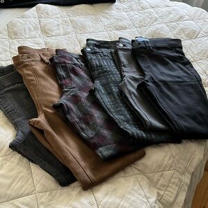 Skinny jeans, more skinny jeans